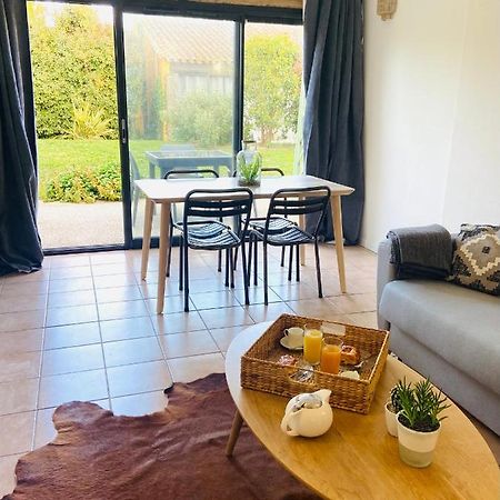 Appart Dans Residence Avec Piscine A Arles Exteriér fotografie